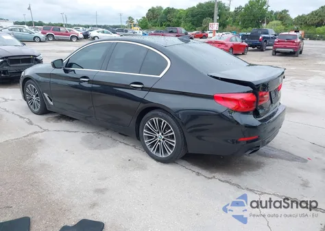 2018 BMW 540I из США, поврежденный, VIN WBAJE5C51JWA98514
